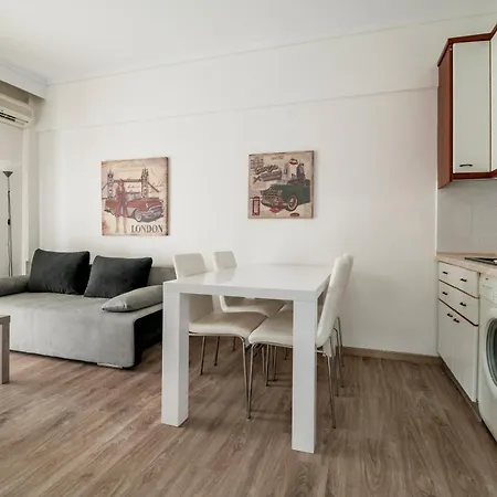 Jenny's Coastal Escape 아파트